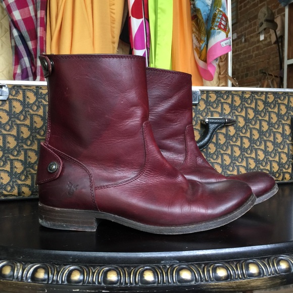 Frye Shoes - Frye Plum Leather Boots Frye Shoes - Frye Plum Leather Boots